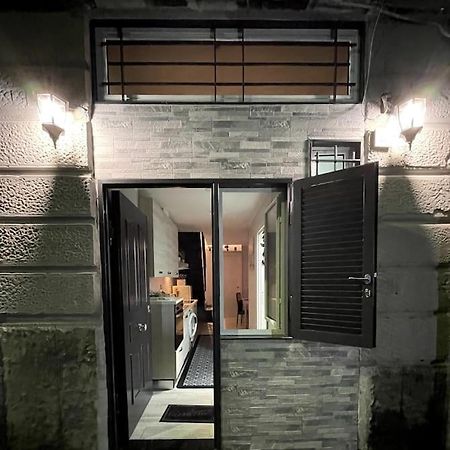 White House Spacca Napoli Naples Exterior photo